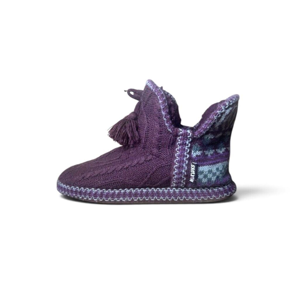 Muk Luks Purple Slippers sz 9/10